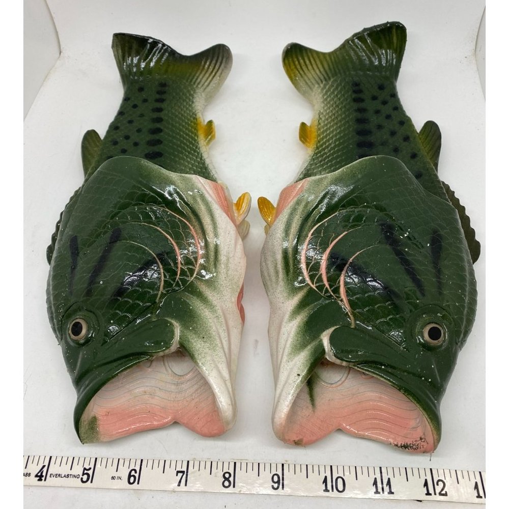 Bass Fish Sandals Rivers Edge Sz 11/12 Adult Non Slip Hand Painted Fisher Stream
